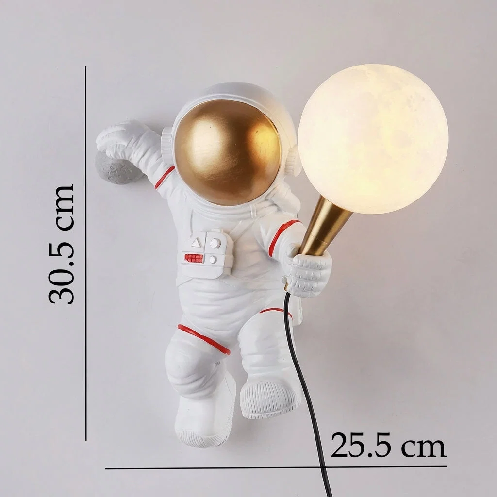 Astronaut væglampe LED harpiksfigur med månekugle dekorativ til børneværelse eller soveværelse - Billede 8