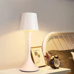 Stilfuld Bordlampe - Moderne - LED - Natlampe - Boligindretning - Metal