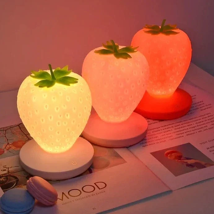 Strawberry LED Sengelampe - Silikone - Natlampe - Genopladelig - Billede 7